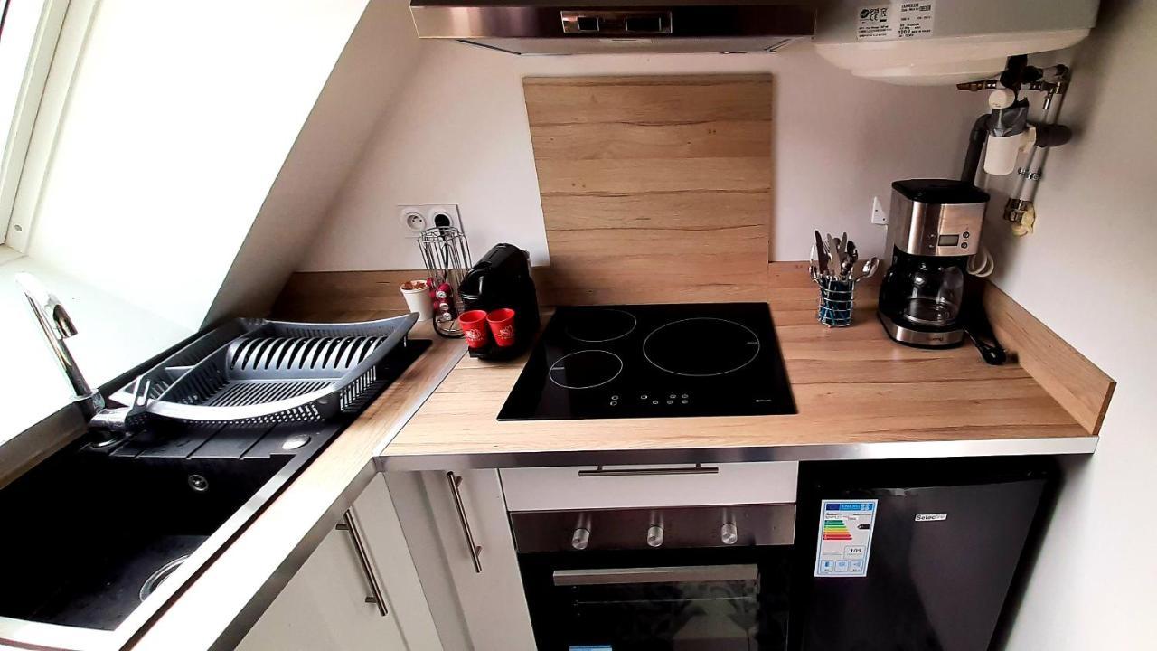 Charmant Studio Au Coeur De Sens Apartman Kültér fotó