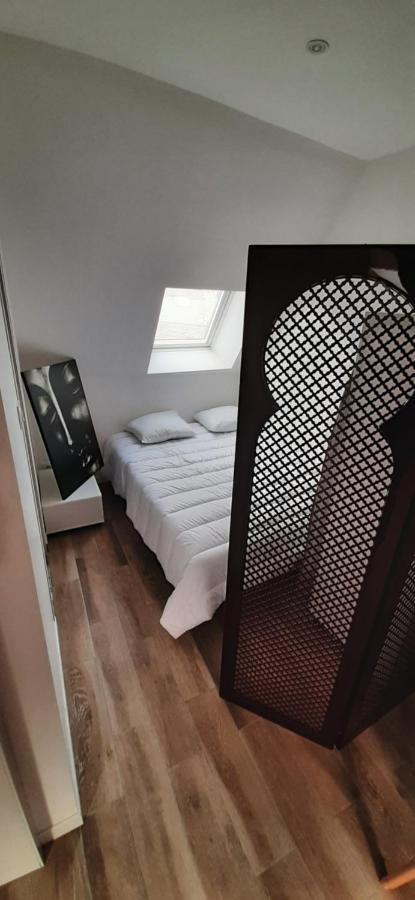 Charmant Studio Au Coeur De Sens Apartman Kültér fotó